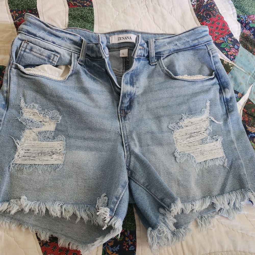 Zenana Outfitters Blue Jean Shorts Distressed Casual